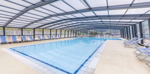 cp-val-de-coise-2024-piscine4.b8588ec2